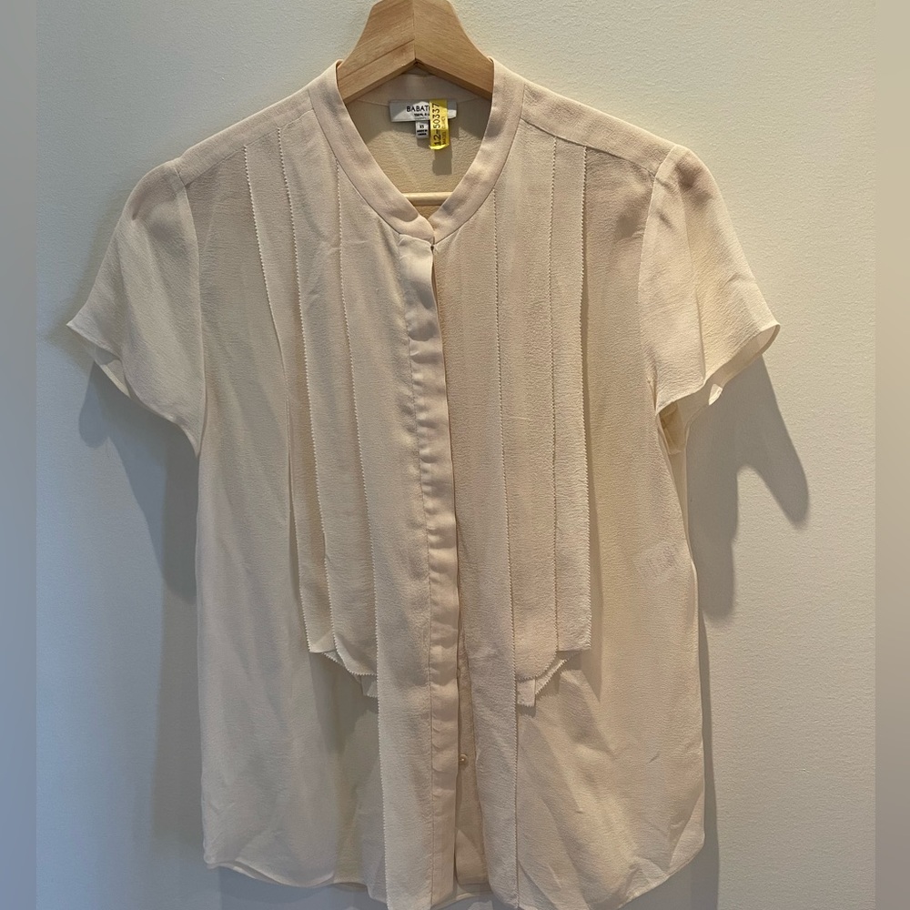 Aritzia cream silk shirt sleeve blouse